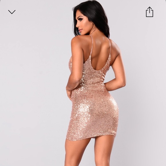 Rose gold sequins dress - Picture 3 of 3